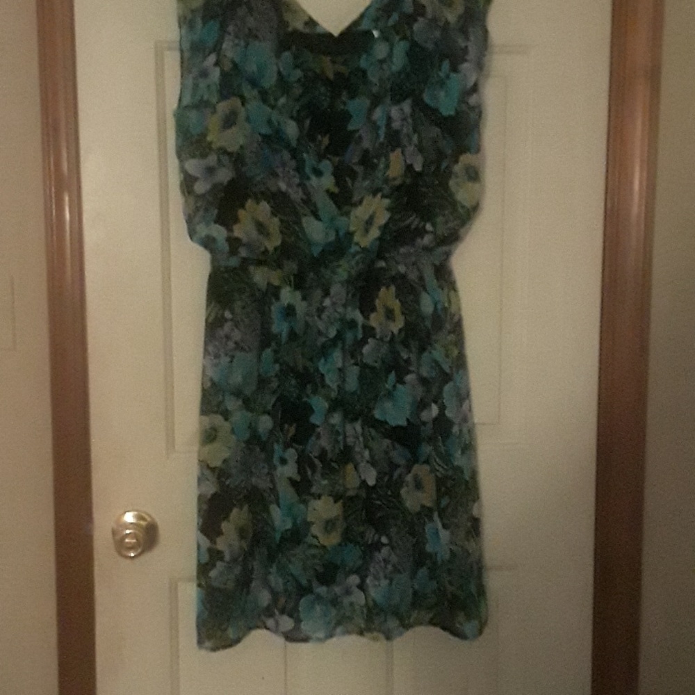 Dress floral design